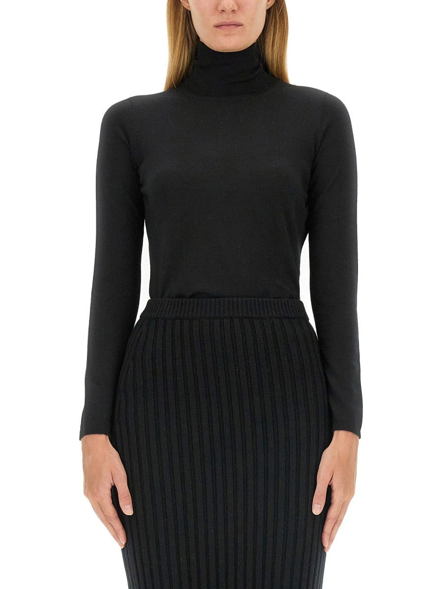 Max Mara