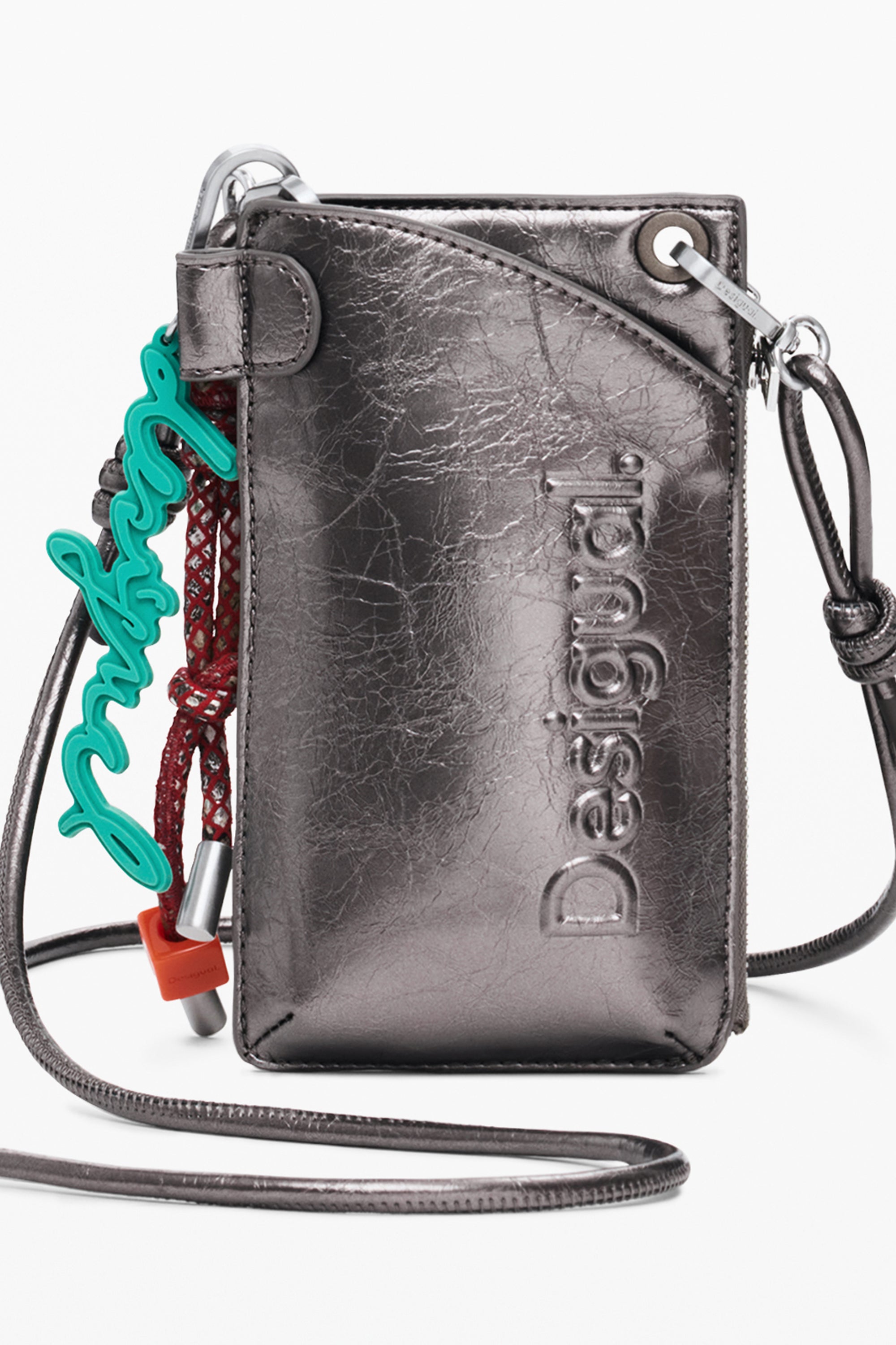 DESIGUAL