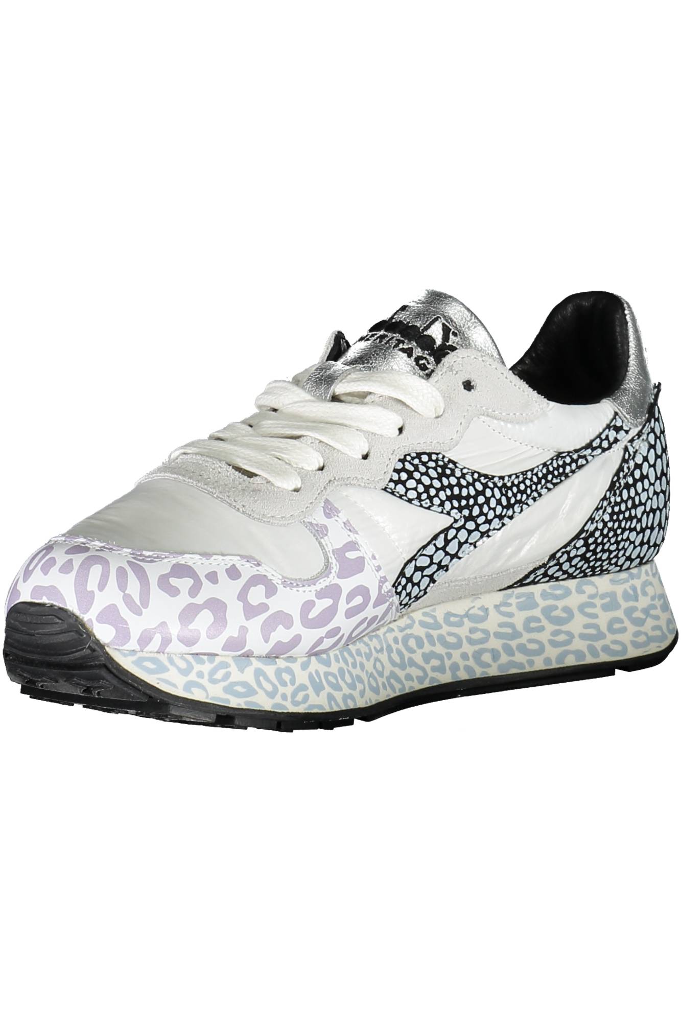 DIADORA