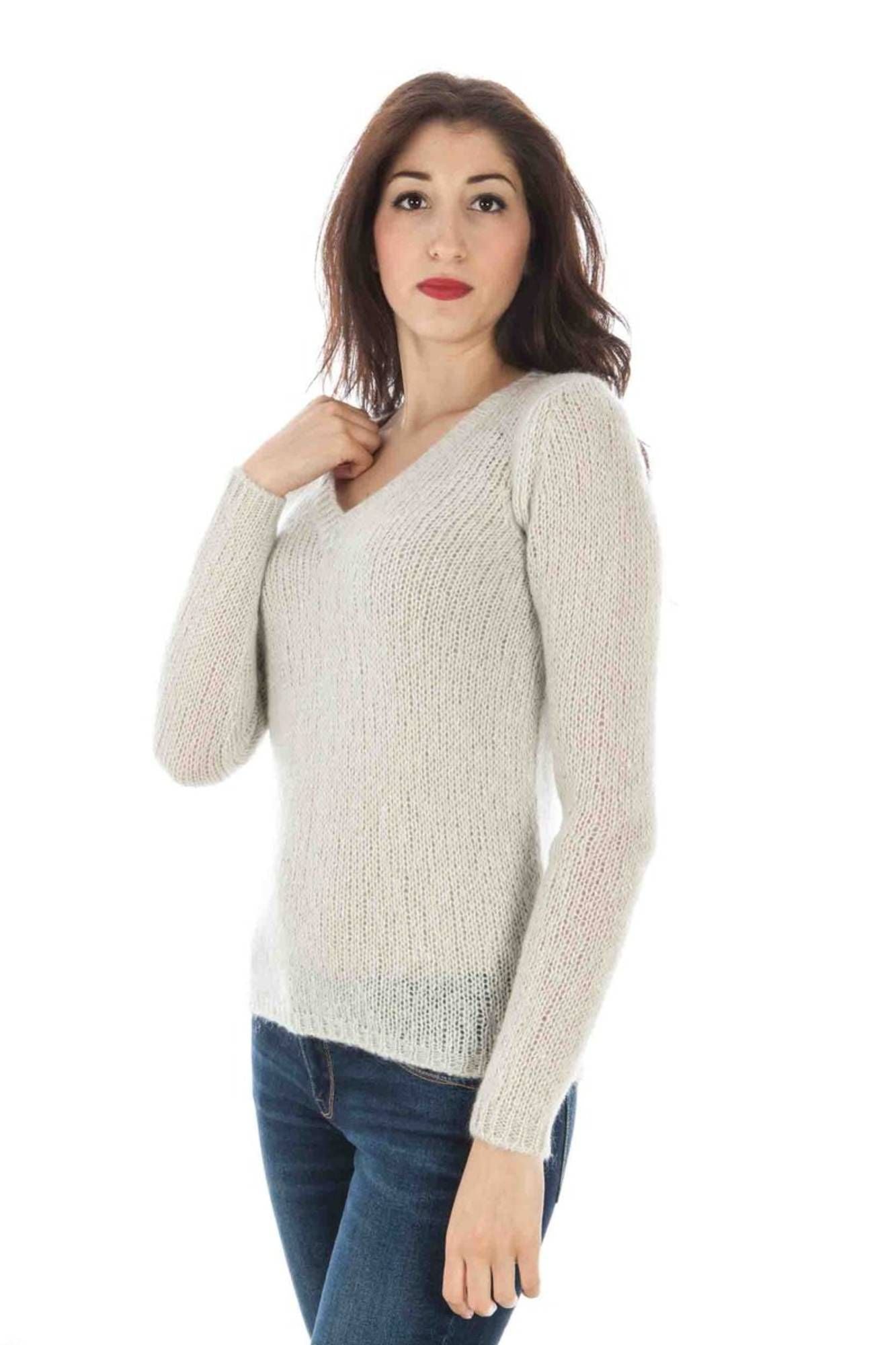 FRED PERRY WOMEN'S WHITE SWEATER