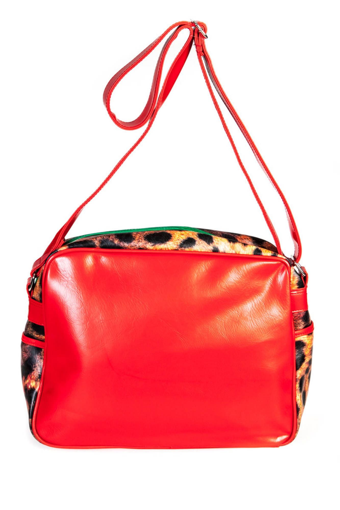 THROAT SHOULDER WOMAN RED