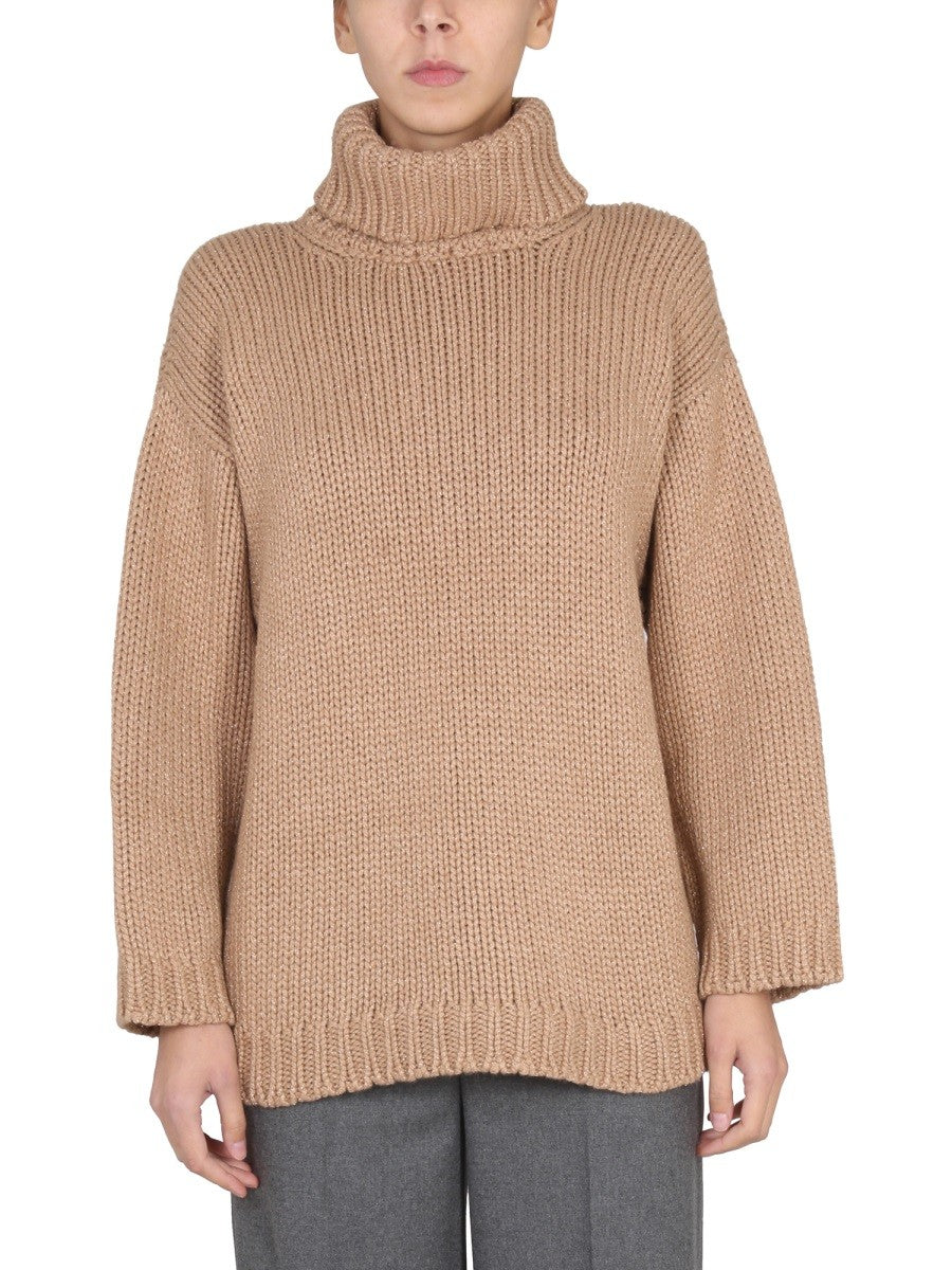 RED VALENTINO